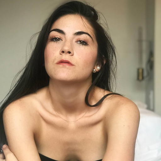 Isabelle Fuhrman Sexy